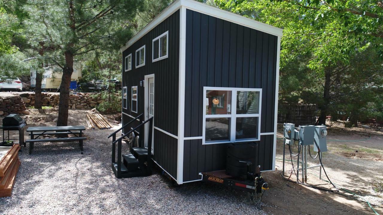 Hygge Tiny Home HUE-gah Leeds Eksteriør billede