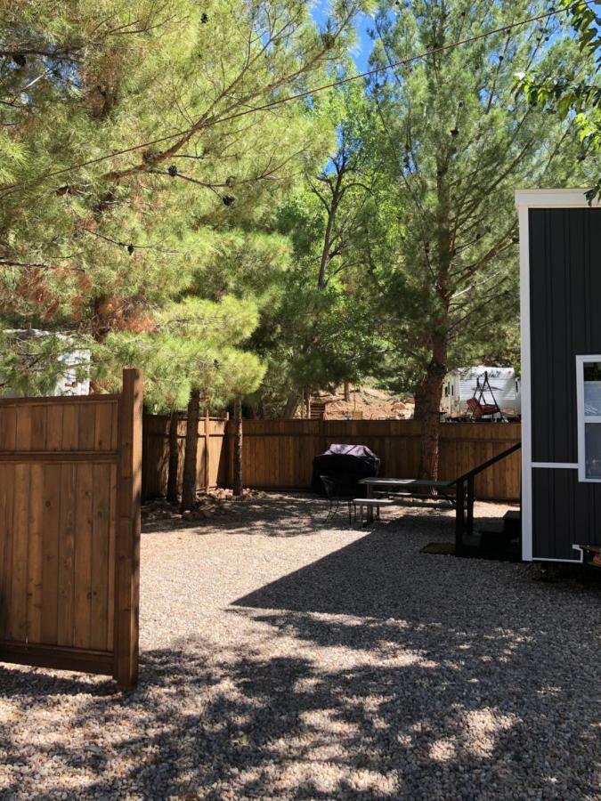 Hygge Tiny Home HUE-gah Leeds Eksteriør billede